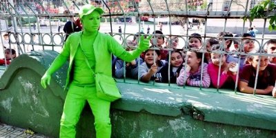 Sokak Sanatı İçin Yeşile Boyandı !