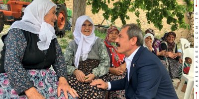 Yaşlılar Başımızın Tacı