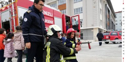 Denizli’de Minik İtfaiyeciler