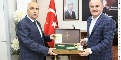 Başkan Gürlesin Vali Karahan’ı Ağırladı