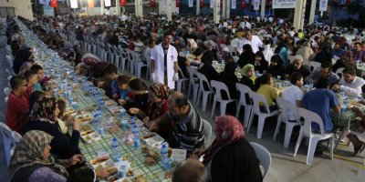 Gönül Sofrası Karşıyaka'da Kuruldu