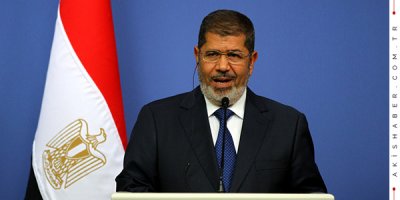 Muhammed Mursi hayatını kaybetti!