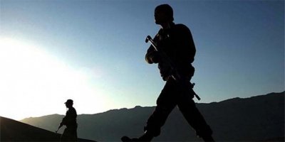 Hakkari'de mayına basan asker şehit oldu