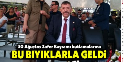 30 Ağustos Zafer Bayramı Kutlamalarına Bu Bıyıklarla Geldi