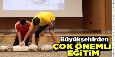 Büyükşehir Yüzme Eğitmenleri Artık Daha da Uzman