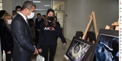 Ödüllerini Müdür Ekici'den Aldılar