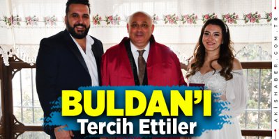 İzmirli Gençlerin Nikahını Başkan Şevik Kıydı