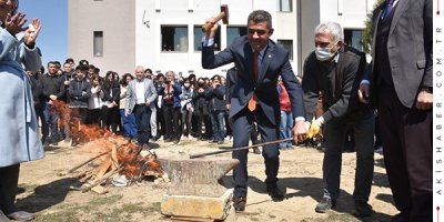 Süleyman Ekici, ''Ateş Yaktık Demir Dövdük''…