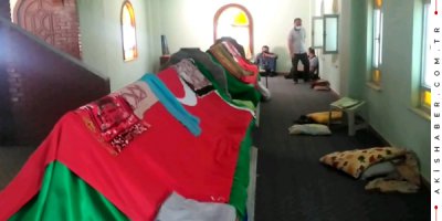 Türbe Bakım Bekliyor