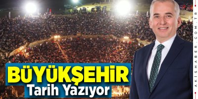 Batı Tiyatrosu 1690 Sene Sonra Seyirciyle Buluştu