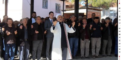 Çal’da Yağmur ve Kar Duası Yapıldı