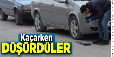 Denizli'de Polisten Kaçan Şüphelilerin Aracından Silah Düştü