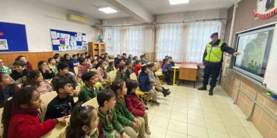 Aydın’da 58 öğrenci “trafik dedektifi” oldu