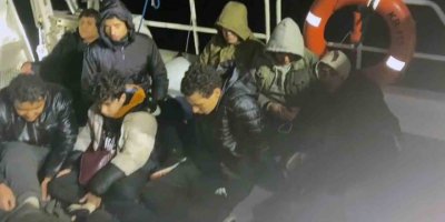13 düzensiz göçmen kurtarıldı