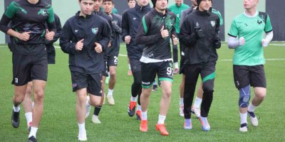 Gençlerbirliği’ni elinden kaçıran Denizlispor’da gözler Bayrampaşa maçına çevrildi