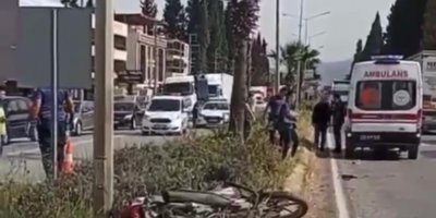 İzmir'de aracın çarptığı motosikletteki çift hayatını kaybetti
