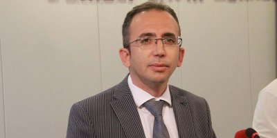 BEKİLLİ’Yİ 3 KİŞİ YALAMIŞ YUTMUŞ!