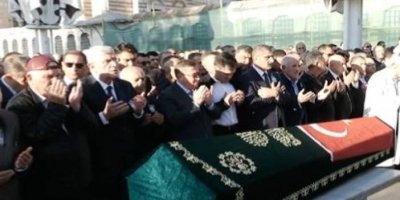 Ülkücüler “Deli Kurt”u son yolculuğa dualarla uğurladı