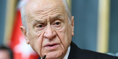 MHP'den 3 milletvekili istifa etti!