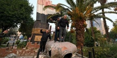 Şam yönetimi düştü, Esad kaçtı!