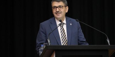 PAÜ'DE ''YAPI İŞLERİ'' BÖYLE Mİ DÖNÜYOR ?
