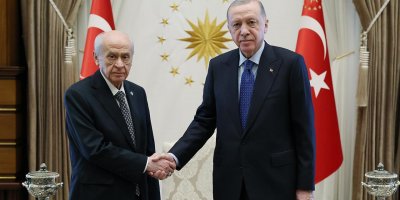 Olan Biten Kimin İşi Ve Kime Yarar?