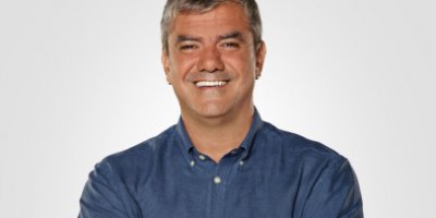 Yılmaz Özdil kalp krizi geçirdi!