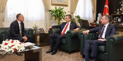 ATAUZDER'DEN ÖZGÜR ÖZEL'E ZİYARET