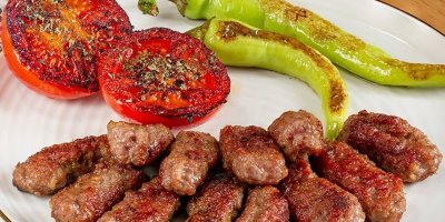 Lahmacuna dana eti yerine at, eşek ve domuz eti koydular