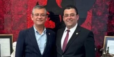 İlhan "Bu Yumruk Halkın İradesine Atılmıştır"
