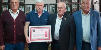 Denizli'nin İlk Onursal Üyeliği Roşi Reis'e