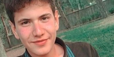 BIÇAKLANAN GENÇ HAYATINI KAYBETTİ