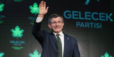 Gelecek Partisi'nde iki istifa birden!