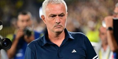 Fenerbahçe Mourinho ile yolları ayırdı
