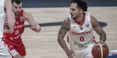 12 Dev Adam yarı finalde