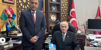 MHP'li Belediye Başkanı partisinden istifa etti