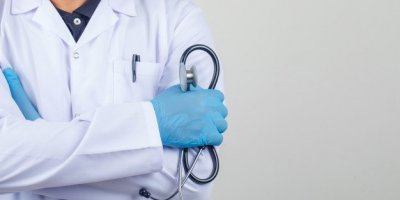 Devlet hastanesinde sahte doktor skandalı