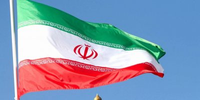 UYANDIRILAN GÜÇ : İRAN VE İSLAM DÜNYASI 