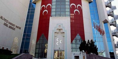 MHP'de bir günde üç il başkanlığı feshedildi