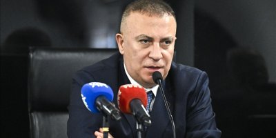 İzzet Ulvi Yönter’in eşinden darp şikayeti!