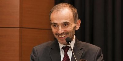 ''Bu Kafa Hastalıklı Bir Kafadır''