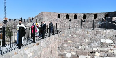 ANKARA KALESİ’NE BÜYÜKŞEHİR DOKUNUŞ