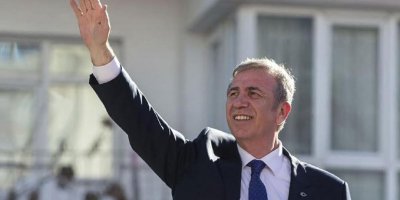 İki Tarafın Gözdesi Mansur Yavaş