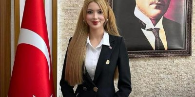 "Barbie kaymakam" Vali Yardımcısı Oldu