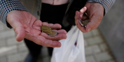Açlık sınırı 37 bin 996 liraya yükseldi