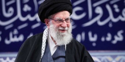 Hamaney için tarihi veda töreni