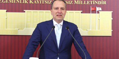 Türkiye masaya ev sahibi oturdu, garson olarak kalktı