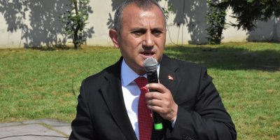 Çete Lideri Gibi Davranan Vali!