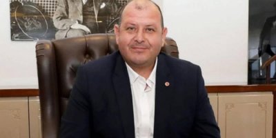 Başkan Çiçek görevden uzaklaştırıldı