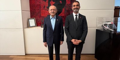 Ayhan Oran Denizli CHP il başkanlığına devam dedi